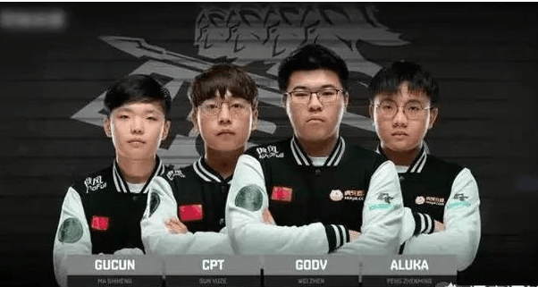 更是他多年 更是他多年